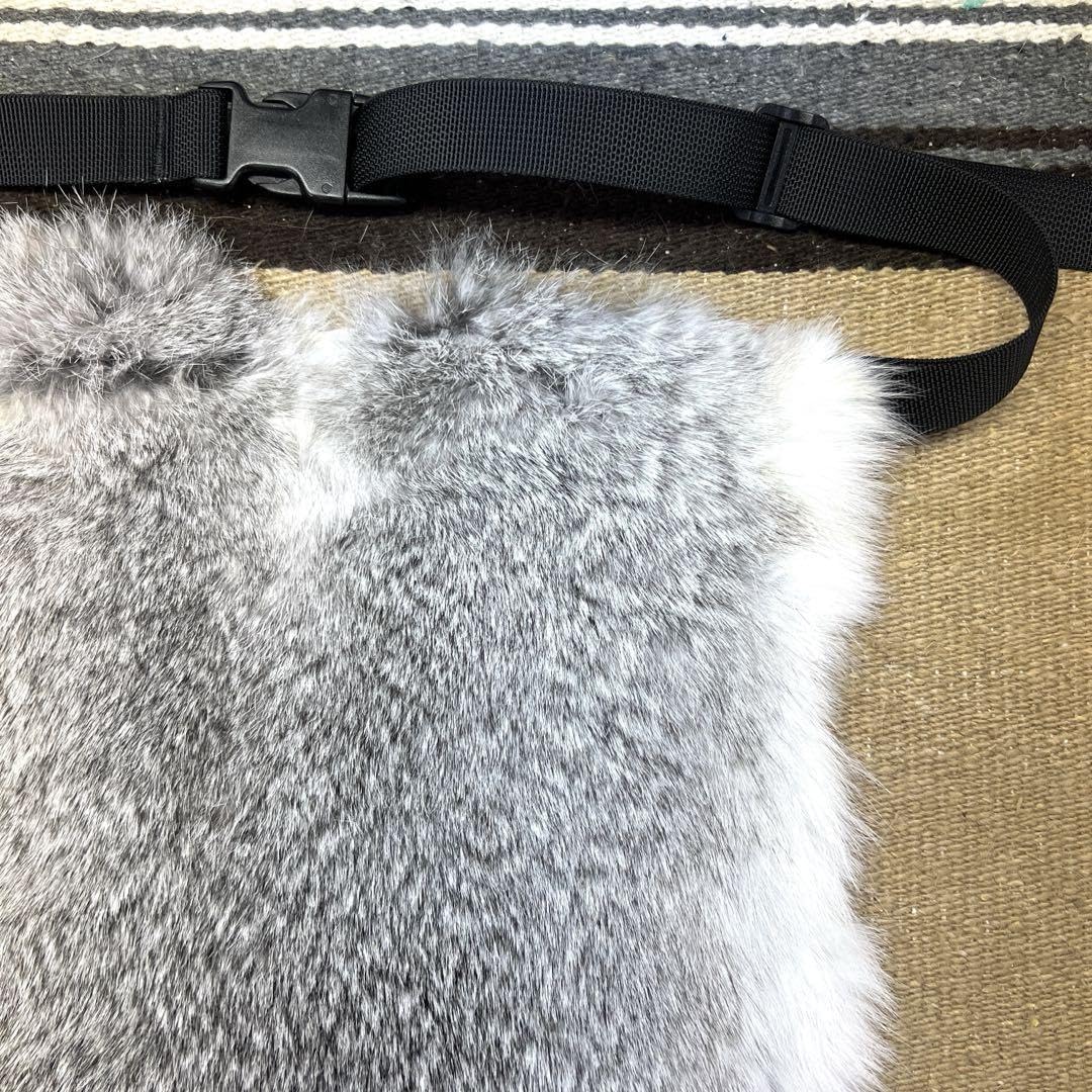 極上ラビット尻あて　登山　キャンプ　ヒップガード　ウサギ毛皮敷物　スキー釣り山菜 Amazon.co.jp: 極上 ラビット 尻あて ウサギ 登山 毛皮敷物 ヒップ